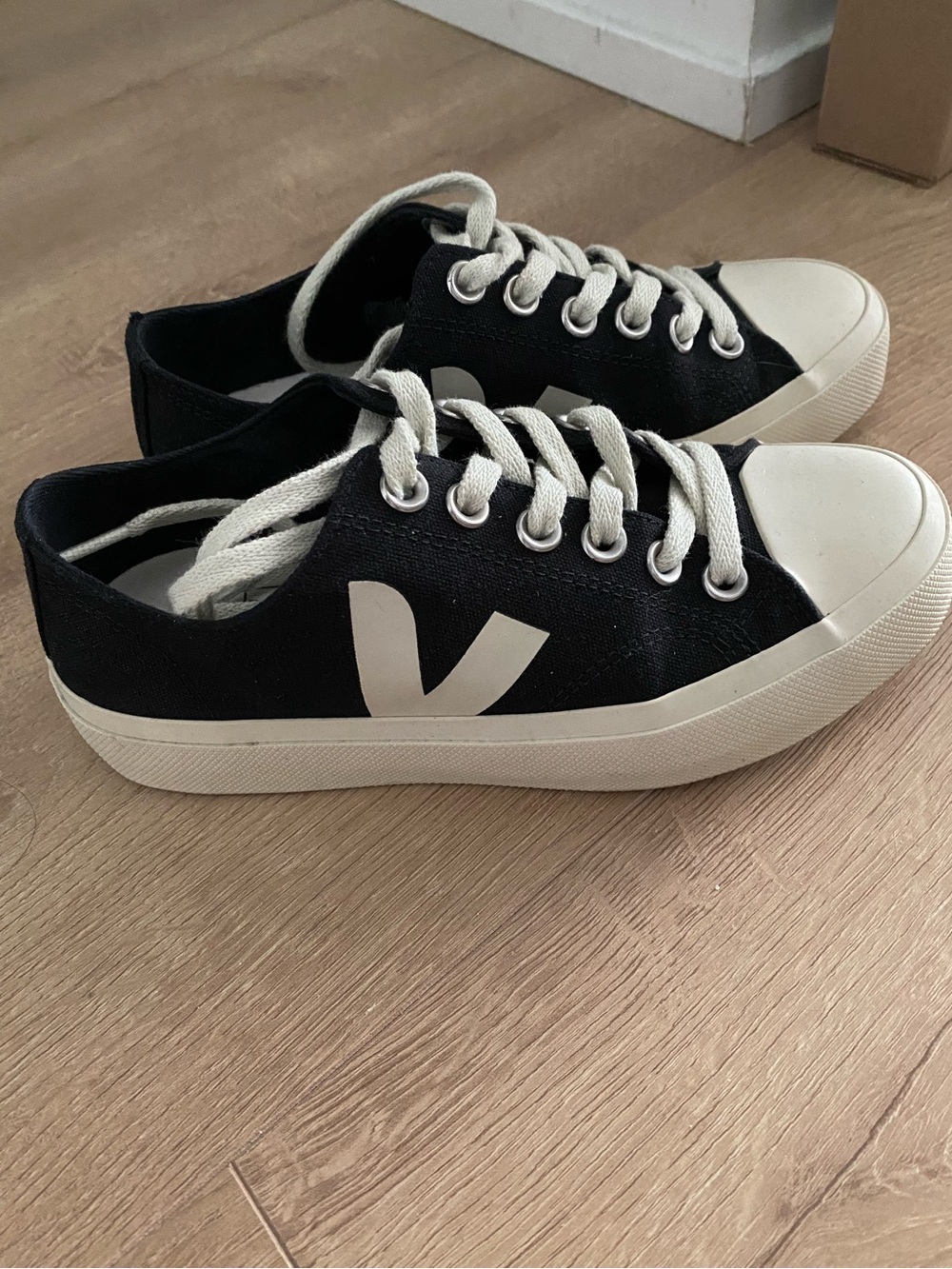 Veja Black Wata II Low Sneakers